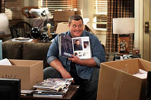 MIKE-MOLLY-Mike-in-the-House-Season-2-Episode-3.jpg