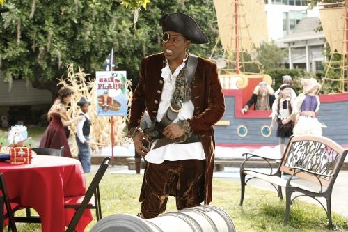 hart-of-dixie-s01e09-the-pirate-and-the-practice-13.jpg