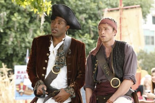 hart-of-dixie-s01e09-the-pirate-and-the-practice-14.jpg
