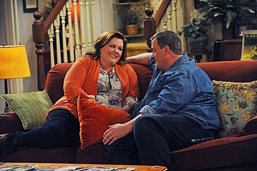 mike-and-molly-s02e14-06.jpg