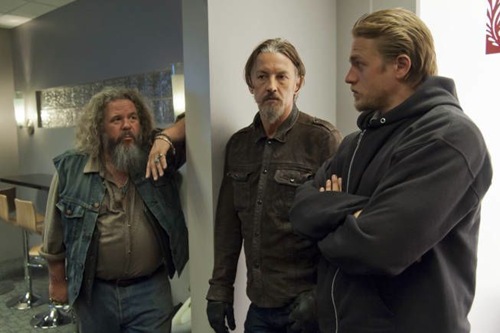 SONS OF ANARCHY Authority Vested -- Episode 502  (Airs Tuesday, September 18, 10:00 pm e/p) -- Pictured: (L-R) Mark Boone Junior as Robert 'Bobby' Munson,, Tommy Flanagan as Filip 'Chibs' Telford, Charlie Hunnam as Jackson 'Jax' Teller -- CR: Prashant Gupta/FX