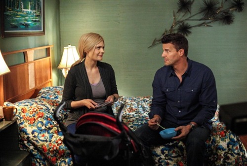 BONES:  Booth (David Boreanaz, R) meets up with Brennan (Emily Deschanel, L) while she is still on the run in the Season Eight premiere episode of BONES airing Monday, Sept. 17 (8:00-9:00 PM ET/PT) on FOX.  ©2012 Fox Broadcasting Co.  Cr:  Beth Dubber/FOX