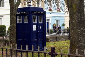 doctor-who-7x01-part-4-04