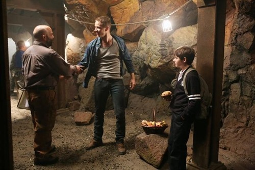 once-upon-a-time-2x04-croc-13