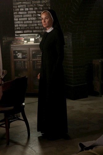 AMERICAN HORROR STORY Nor'easter -- Episode 203, Wednesday, October 31, 10:00 pm e/p) -- Pictured: Jessica Lange as Sister Jude -- CR: Byron Cohen/FX
