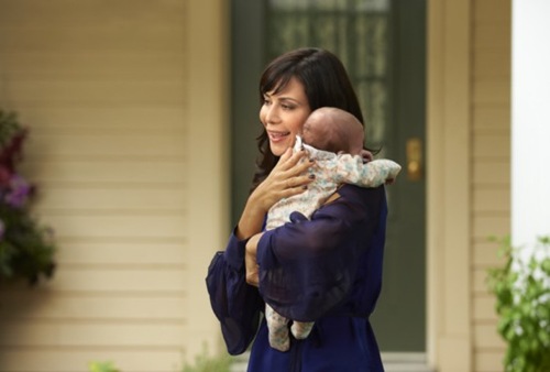 Catherine Bell is back to her bewitching ways as Good Witch Cassie Nightingale, but this time she’s also juggling a newborn daughter and her job as town Mayor.