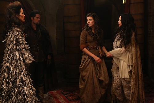 once-upon-a-time-2x07-fullset-31