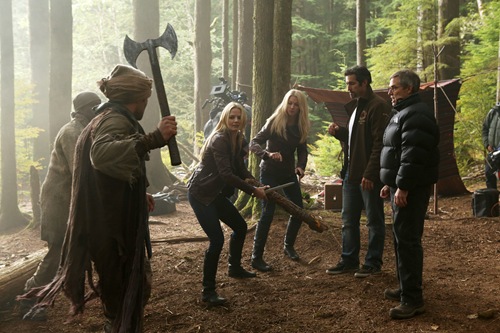 once-upon-a-time-2x08-fullset-04