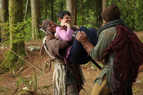 once-upon-a-time-2x08-fullset-07