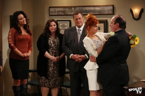 mike-and-molly-3x07-02