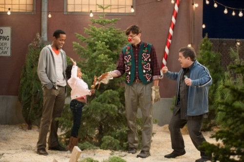 two-and-a-half-men-10x11-new-10