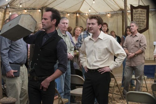 JUSTIFIED -- Truth and Consequences -- Episode 3 (Airs Tuesday, January 22, 10:00 pm e/p) -- Pictured: (L-R) Walton Goggins as Boyd Crowder, Joe Mazzello as Pastor Billy -- CR: Prashant Gupta/FX