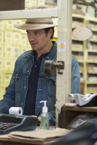 justified-season-4-episode-1-hole-in-the-wall-5