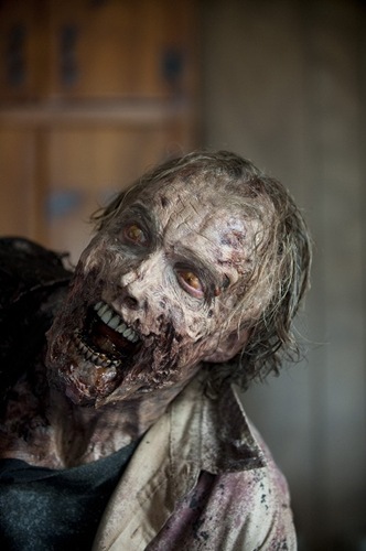 the-walking-dead-3x09-extra-03_2