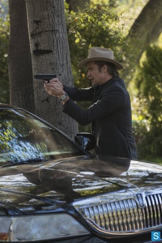 justified-4x09-03