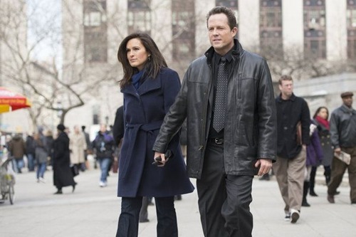 law-and-order-svu-Undercover Blue-02
