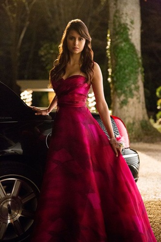 the-vampire-diaries-Pictures of You-01