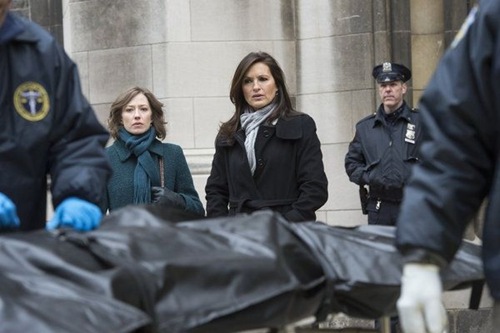 law-and-order-svu-Girl Dishonored-02
