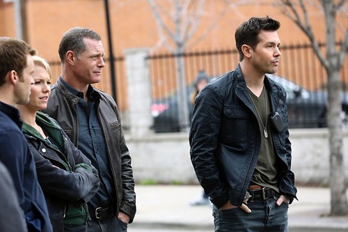 Chicago PD-first-look-02