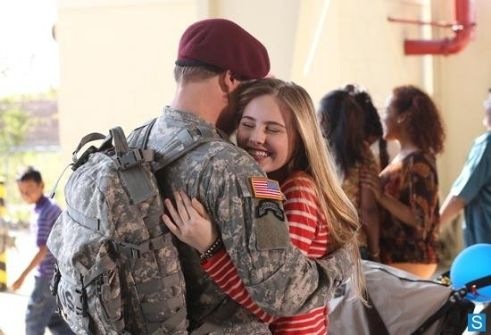 army-wives-7x11-08