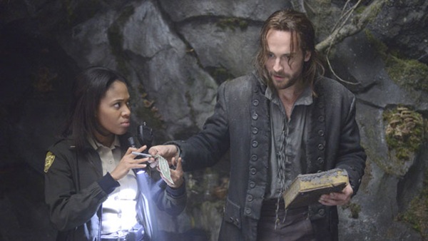 SLEEPY HOLLOW: A thrilling new action-adventure drama based on a modern-day retelling of Washington Irving's classic, Ichabod Crane wakes up from the throes of death 250 years in the future premiering this fall on FOX. Pictured L-R: Nicole Beharie and Tom Mison. ©2013 Fox Broadcasting Co. Cr: Brownie Harris/FOX