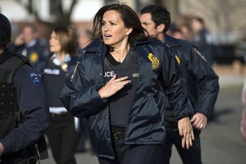 law-and-order-svu-Poisoned Motive-05