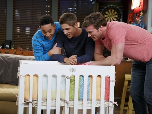 baby-daddy-2x07-02