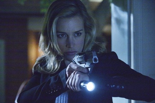covert-affairs-Dig For Fire-04
