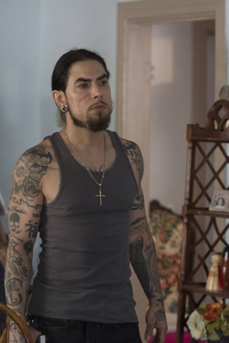 SONS OF ANARCHY Straw -- Episode 602 -- Airs Tuesday, September 17, 10:00 pm e/p) -- Pictured:  Dave Navarro as Arcadio -- CR: Prashant Gupta/FX