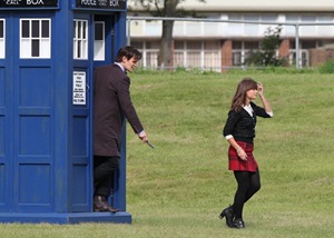 doctor-who-2013-xmas-special-cardiff-pictures-16