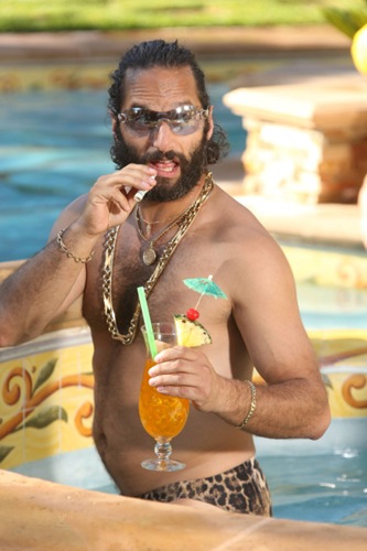 THE LEAGUE Rafi and Dirty Randy -- Episode 504 -- Airs Wednesday, September 25, 10:30 pm e/p) -- Pictured:  Jason Mantzoukas as Rafi -- CR: Patrick McElhenney/FXX