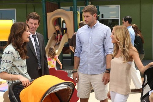 THE LEAGUE Chalupa vs. the Cutlet -- Episode 503 Wednesday, September 11, 10:30 pm e/p) -- Pictured: (L-R) Katie Aselton as Jenny, Stephen Rannazzisi as Kevin, Jay Cutler as himself, Kristin Cavallari as herself -- CR: Patrick McElhenney/FXX