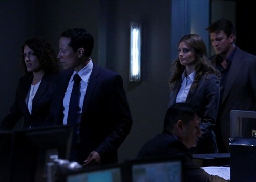CASTLE - "Dreamworld" - Continuing from the season premiere episode, Beckett races against time to find a stolen toxin capable of killing tens of thousands of people. To make matters worse, Castle was exposed, leaving him with less than 24 hours to live, on "Castle," MONDAY, SEPTEMBER 30 (10:01-11:00 p.m., ET) on the ABC Television Network. (ABC/Richard Cartwright)
LISA EDELSTEIN, YANCEY ARIAS, STANA KATIC, NATHAN FILLION