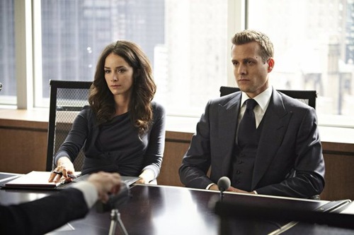 suits-Stay-08