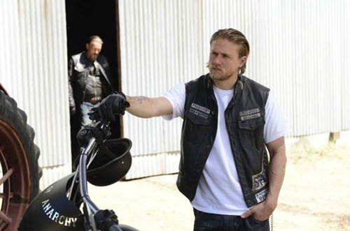 SONS OF ANARCHY Wolfsangel -- Episode 604 -- Airs Tuesday, October 1, 10:00 pm e/p) -- Pictured: Charlie Hunnam as Jackson 'Jax' Teller -- CR: Michael Becker/FX