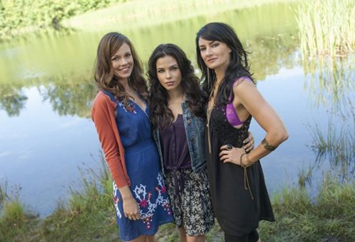 Witches-of-East-End-Season-1-Episode-3-Today-I-am-a-Witch-18