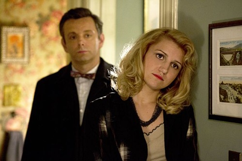 Michael Sheen as Dr. William Masters and Annaleigh Ashford as Betty in Masters of Sex (season 1, episode 2) - Photo: Peter Iovino/SHOWTIME - Photo ID: MastersofSex_102_0813