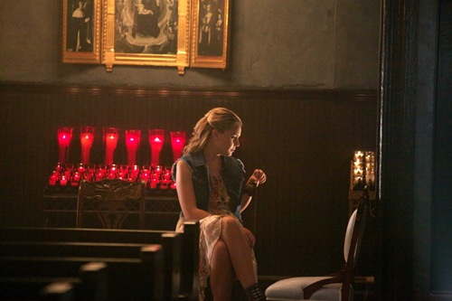 the-originals-Girl in New Orleans-10