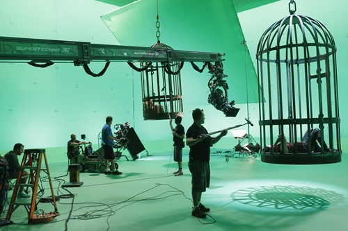 once-upon-a-time-in-wonderland-trust-me-hq-with-bts-24