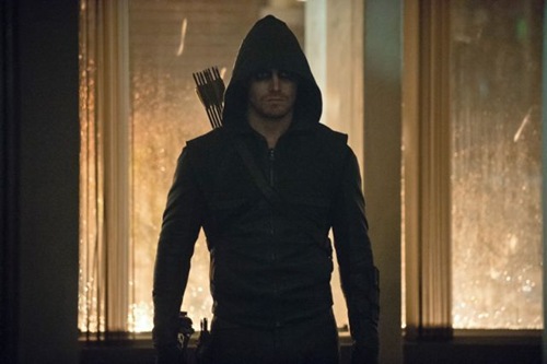 Arrow -- "Broken Dolls" -- Image AR203a_0139b -- Pictured: Stephen Amell as The Arrow -- Photo: Cate Cameron/The CW -- &copy; 2013 The CW Network, LLC. All Rights Reserved