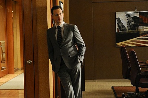 "A Precious Commodity"--Will (Josh Charles) needs Alicia√¢¬?¬?s help when an internal conflict at the firm necessitates a vote by the partners, on THE GOOD WIFE, Sunday, Oct 13 (9:00-10:00 PM, ET/PT) on the CBS Television Network. Photo: Myles Aronowitz/CBS √?¬©2013 CBS Broadcasting Inc. All Rights Reserved