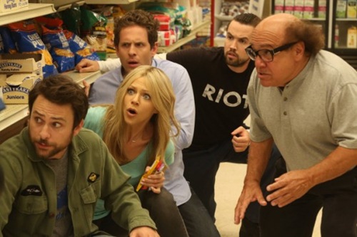 Its-Always-Sunny-in-Philadelphia-Season-9-Episode-6-The-Gang-Saves-the-Day-3-550x366