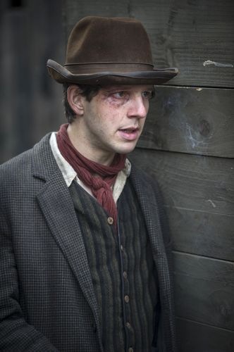 ripper-street-Dynamite and a Woman-01