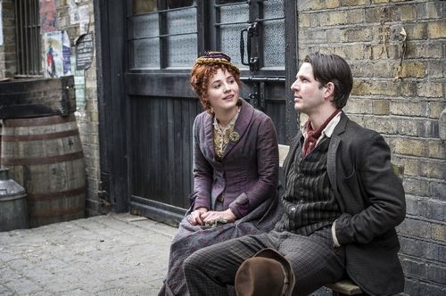 ripper-street-Dynamite and a Woman-05