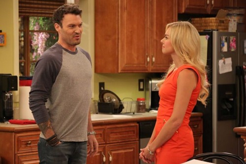 Anger-Management-Season-2-Episode-41-Charlie-and-the-Battle-of-the-Exes-6