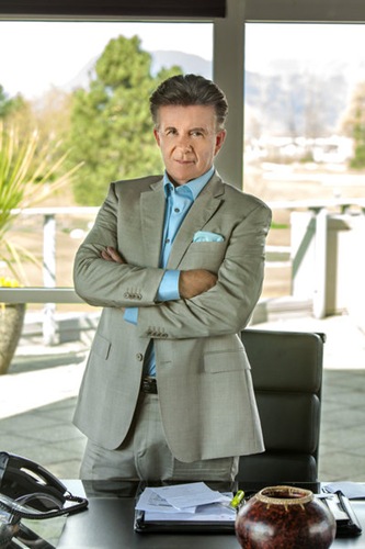 Emmy? Award nominee Alan Thicke stars as Ted Beck, a no-nonsense resort chain owner who values the bottom line over Christmas tradition when it comes to his properties.