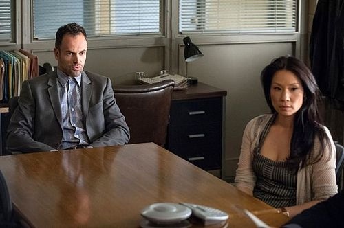 Elementary-On The Line-02