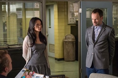 Elementary-On The Line-23