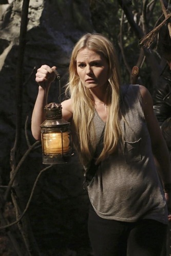 once-upon-a-time-Dark Hollow-24