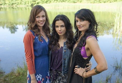 Witches-of-East-End-Season-1-Episode-3-Today-I-am-a-Witch-19